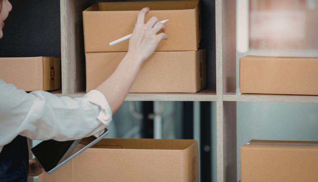 Cum poate ajuta un spațiu de depozitare extern micile afaceri din Cluj